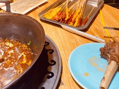 -茸梅路右拐龙虾-农家菜(松江店)