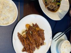 -湖畔鲁菜·二十年老字号餐厅(大明湖店)