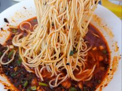 -黎氏老太婆小面馆(临华大厦店)