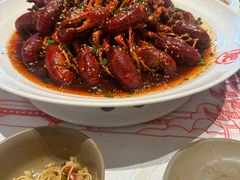 -肥肥虾庄·金牌油焖大虾(汉口城市广场店)