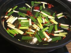 -陆记牛庄·碳锅龙虾烧烤(爱上花园店)