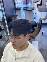 -藤野造型烫染·漂发