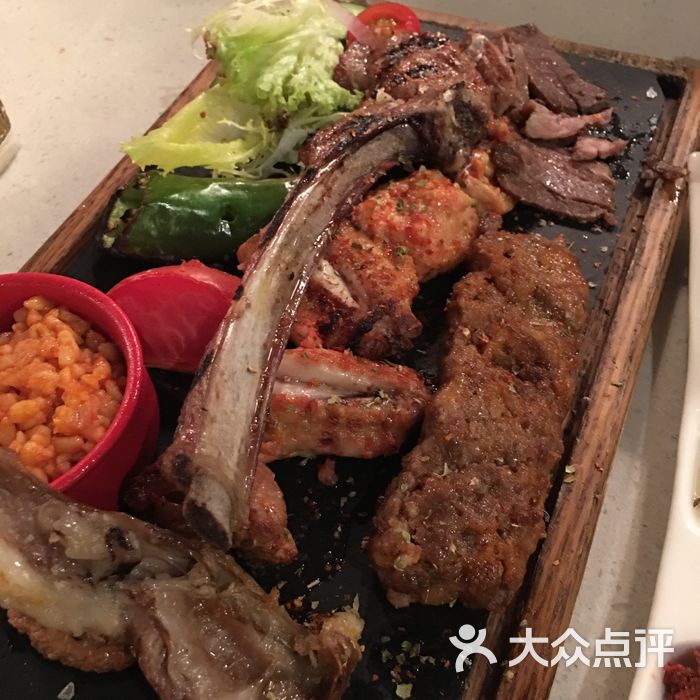 bus grill 巴士扒房-土耳其烤肉图片-北京牛排-大众点评网
