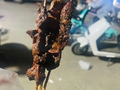 -劳动公园新疆人烤腰子