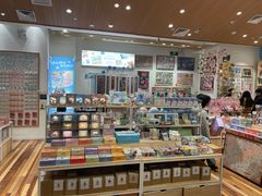 -猫的天空之城概念书店(印象城购物中心店)