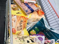 -家乐福(川沙店)