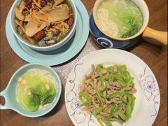 -优护佳医护级月嫂(和睦家浦西店)