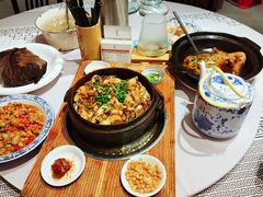 -客家大院·非遗赣南客家菜(郁孤台店)
