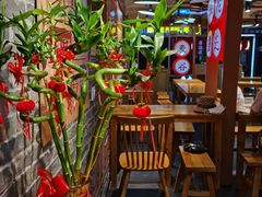 -呷佬·长沙手工米粉(金沙江路店)