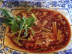 -胡桃里音乐餐厅(陶溪川店)(川湘赣菜·世界百大酒庄直供红酒·音乐表演)