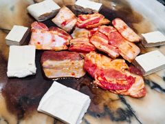 五花肉-宏宏无烟石板烧烤