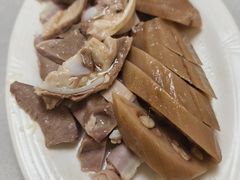 白切莲藕拼猪杂-瑞记湛江鸡饭店·粤西第一鸡(粤垦店)