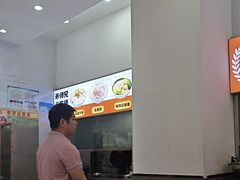 -禾师兄·布拉肠(一德路店)