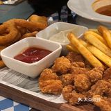 离开武汉后的第一顿,只能说肘子🍖真香