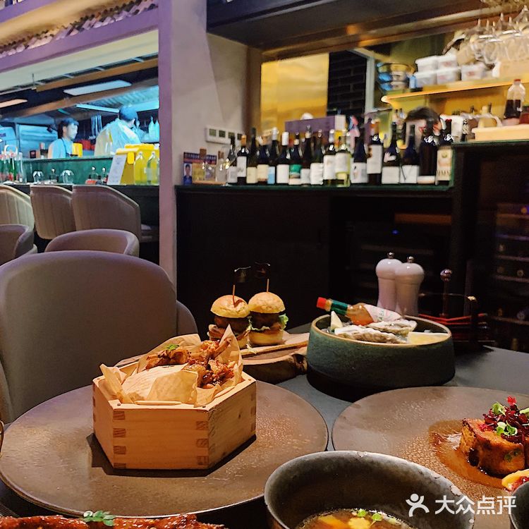 广州 | 珠江新城气氛超赞的西餐厅🍴