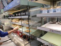面包甜点陈列柜-宜家·瑞典风味餐厅(烟台路店)