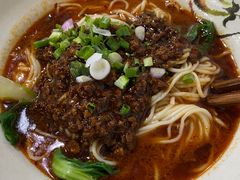 -沉香牛肉面