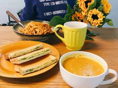 -HELLO 27 意面·沙拉·帕尼尼