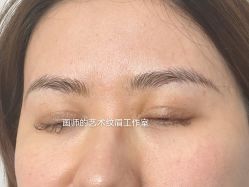 -一个差评成就的纹眉店
