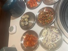 -小锅巴纳西餐厅
