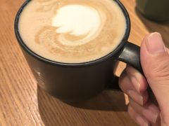 -星巴克臻选(上海合生汇1F店)