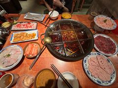 -周小明火锅(黑金冠社区店)