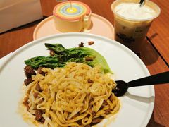 -StayReal Cafe(长宁来福士广场东八区店)