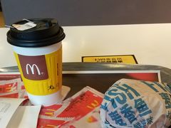 -麦当劳(杭州西湖银泰百货店)