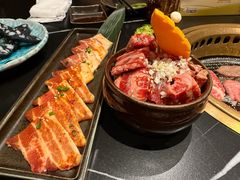 -山川小町·极番烧肉(新地假日广场店)
