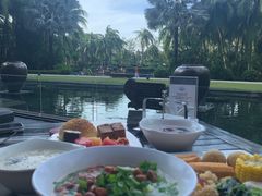 -三亚湾海居雅高铂尔曼度假酒店