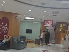 -雅悦齿科(顾村公园店)