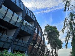 -上海滴水湖皇冠假日酒店