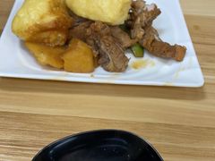 -洪姐川菜东北菜铁锅炖(天生丽街店)