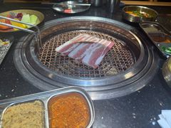 -韩烧牛中牛·甄选黑牛烤肉(黑金店)
