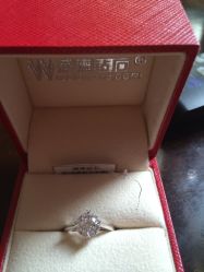 -威德钻石-克拉钻大本营(南京东路店)