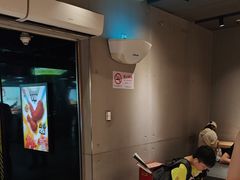 -麦当劳(中山公园龙之梦店)