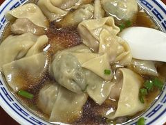 半菜半肉-古徽州馄饨店(宝安路店)