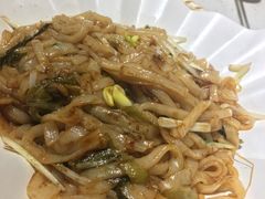 老壇酸菜炒粿條-如轩海鲜砂锅粥(名都店)