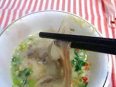 -二钳洞庭虾蟹·江湖菜(成都鹭岛店)
