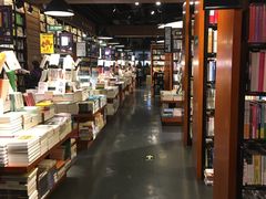 -西西弗书店&矢量咖啡(万象城店)