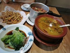 -董厨煨汤馆(车站路店)