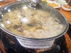 -侠成水上农庄(工业大道店)