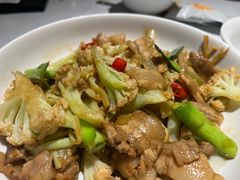 -关东小磨东北菜(漕河泾印象城店)