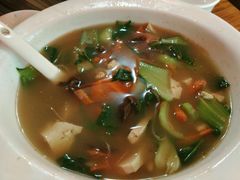 山蘑菇炖豆腐-德居源