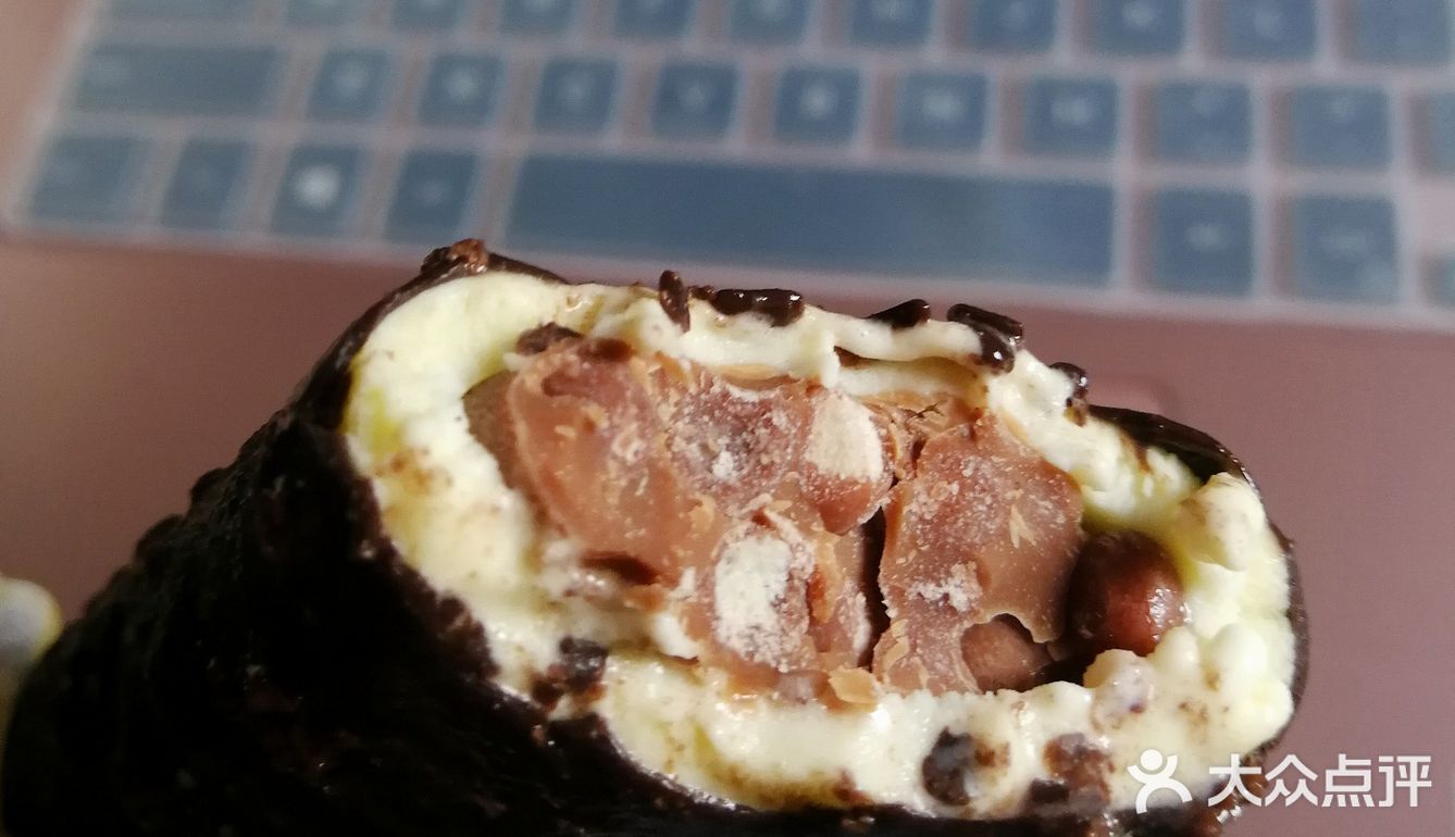 吃了这个经典巧脆棒还有红丝绒那款,感觉都不错