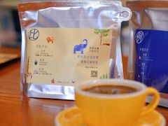 -Be Lived Cafe比例咖啡(摩天轮店)
