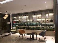 -杭州西湖湖滨银泰亚朵酒店