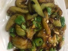 -洪姐川菜东北菜铁锅炖(天生丽街店)
