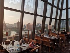 靠窗位-忆咖啡观景餐厅(桂林象山公园店)