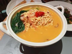 扬州大煮干丝-桂满陇·手作小笼包&江南叫花鸡(中山公园店)